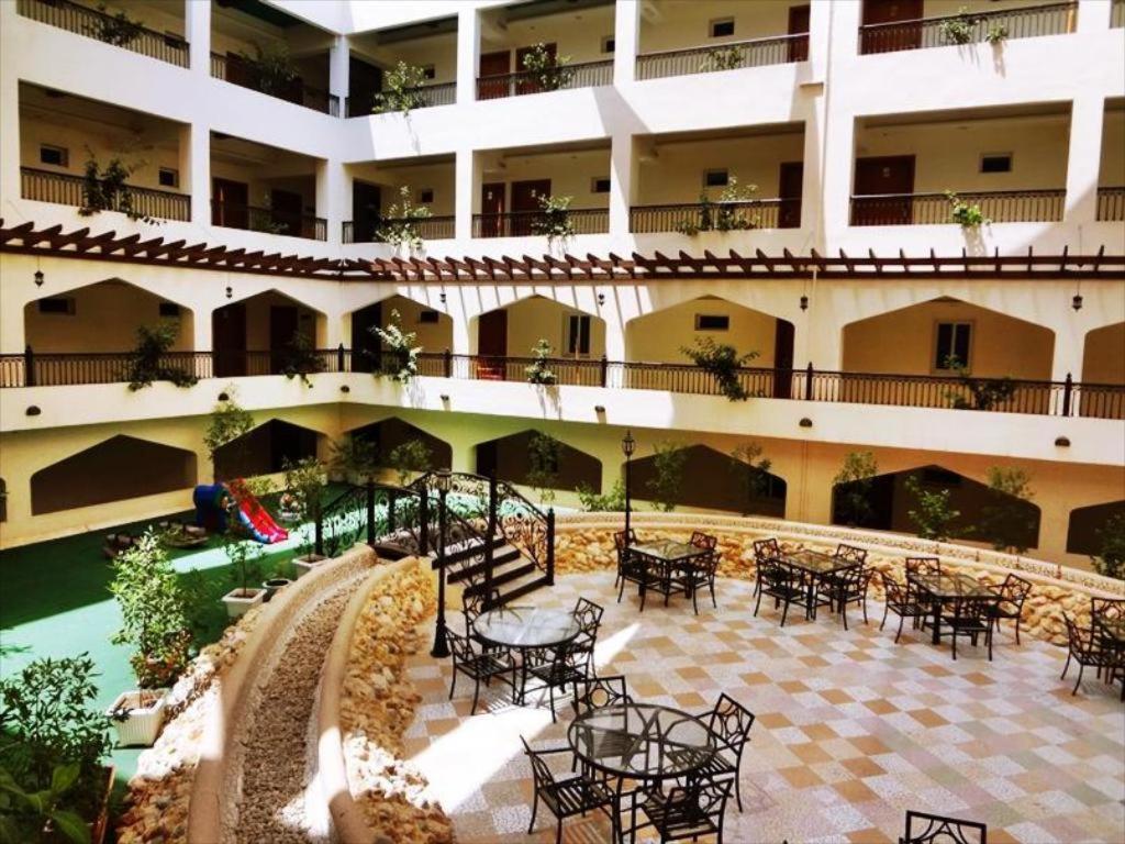 מוסקט Johny International Hotel מראה חיצוני תמונה